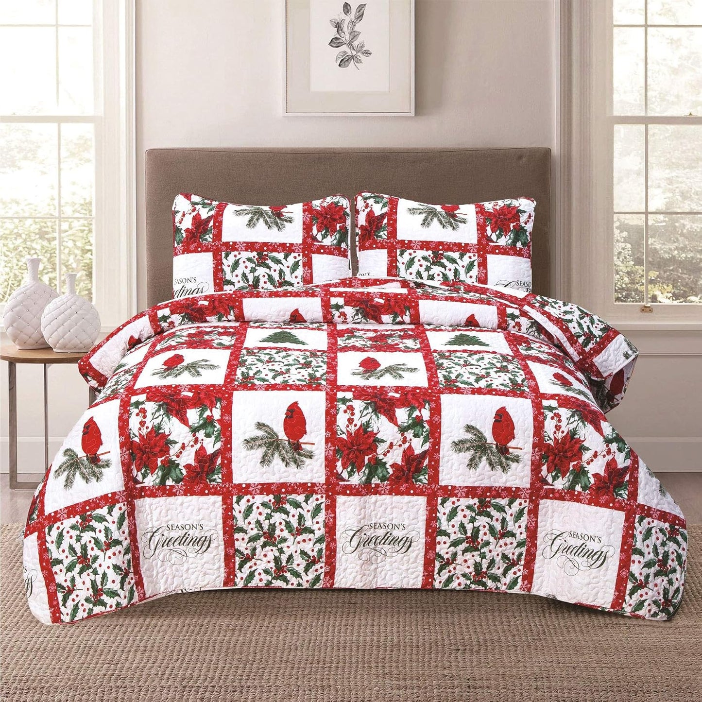 Howplum Christmas Holiday Full/Queen Lightweight Patchwork Quilt Bedding Set Mistletoe Cardinal Poinsettia Holly Red Green White