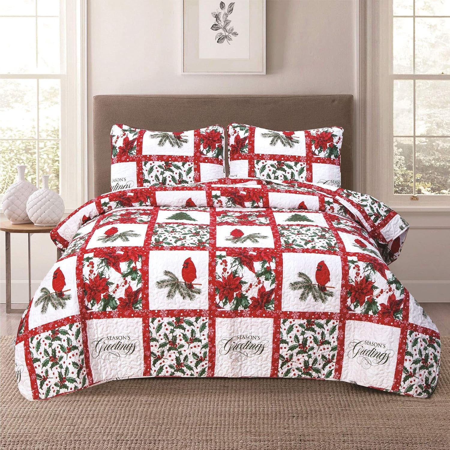 Howplum Christmas Holiday Full/Queen Lightweight Patchwork Quilt Bedding Set Mistletoe Cardinal Poinsettia Holly Red Green White